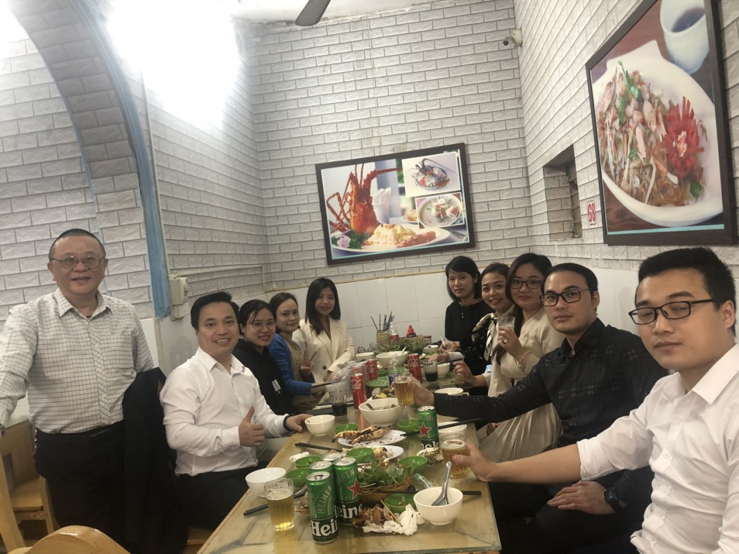 Công Ty TNHH Cúp Vàng