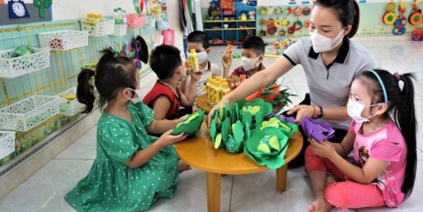 Tuổi nghỉ hưu của nhà giáo từ 2026: Nghỉ hưu sớm có bị trừ lương không